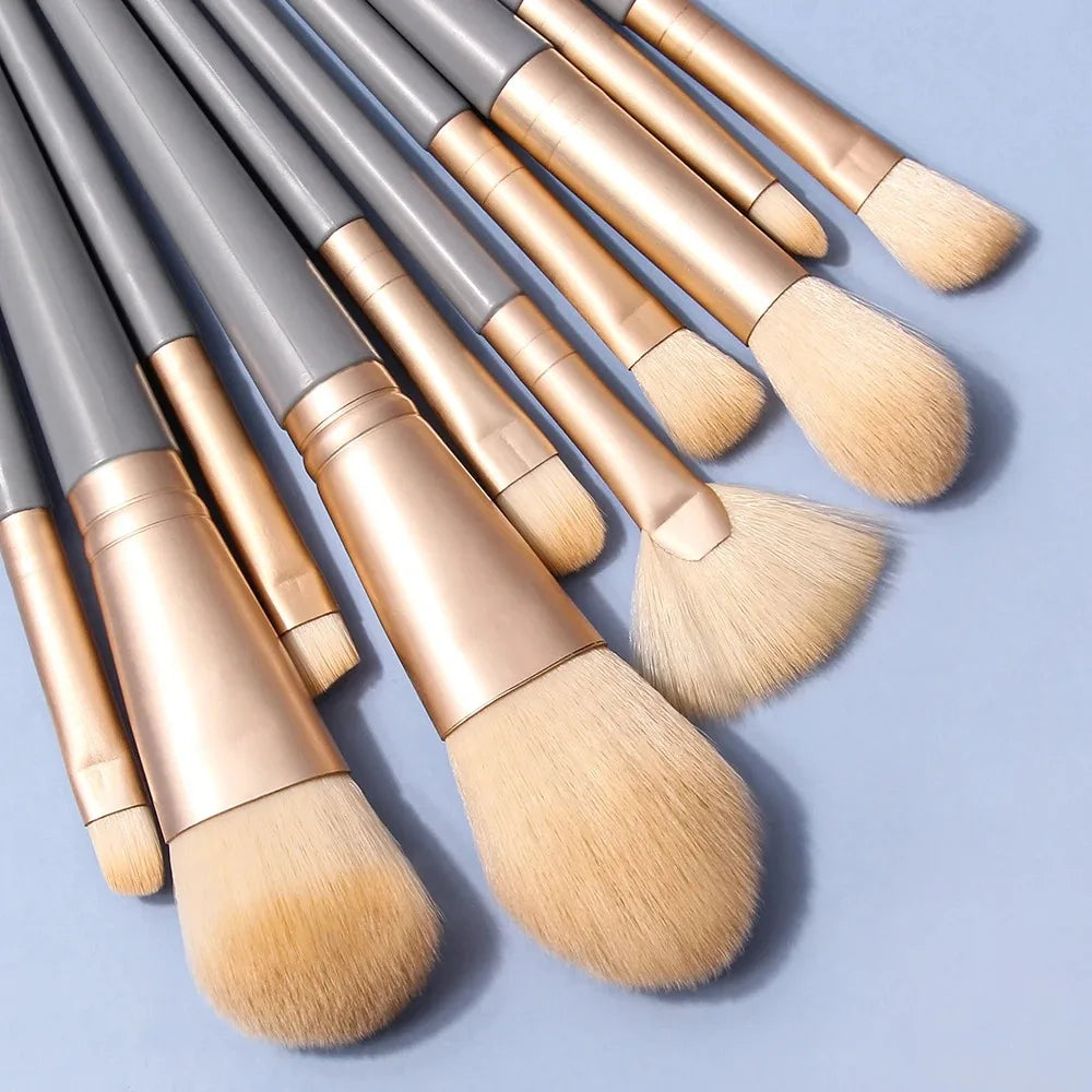 Professional Makeup Brush Kit – Foundation, Blush & Eyes