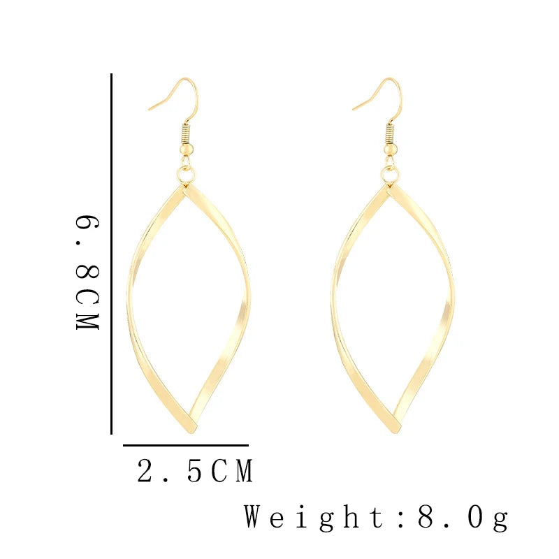 Minimalist Statement Earrings – Gold & Silver