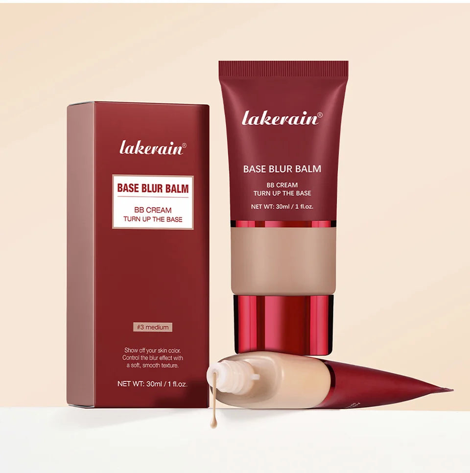 Mattifying Foundation – Long-Lasting Wear