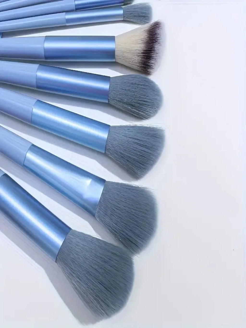 Makeup Brush Set – 13 pieces + Sponge & Powder Puff