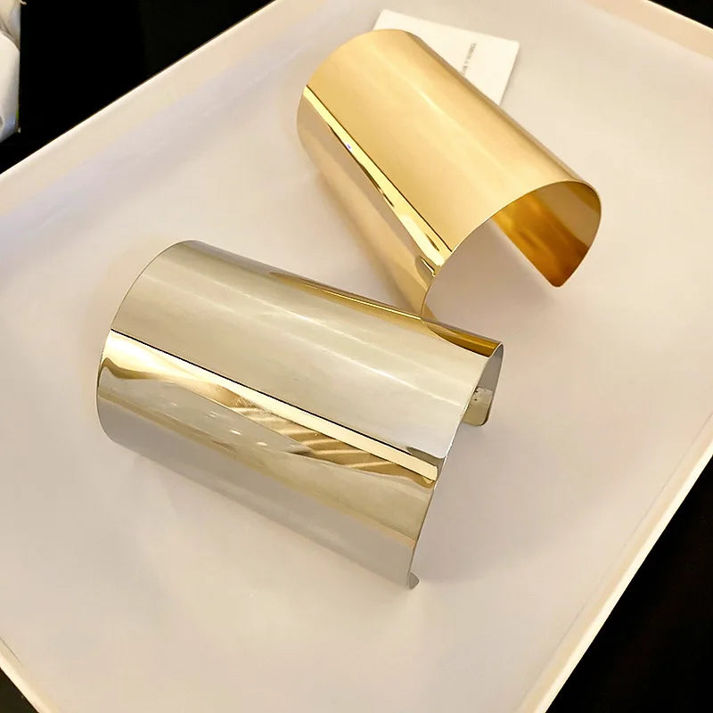 Minimalist Geometric Bangle – Arm Ring for Women