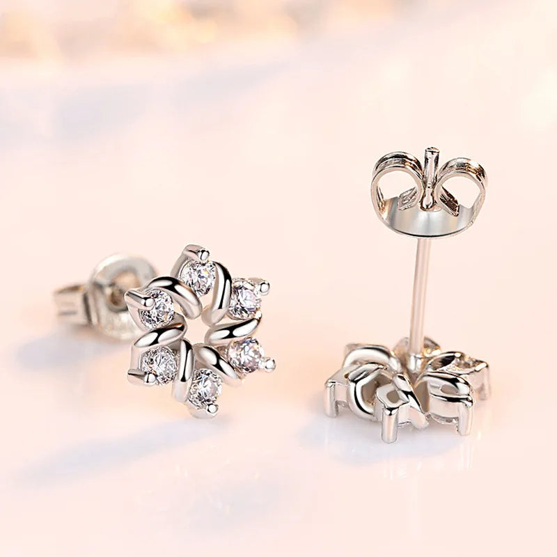 Flower Earrings – Crystal & Minimalism